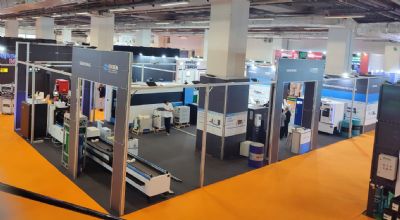 Maxima stand services
